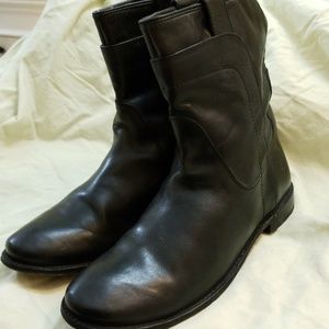 FRYE PAIGE BLACK LEATHER BOOTS